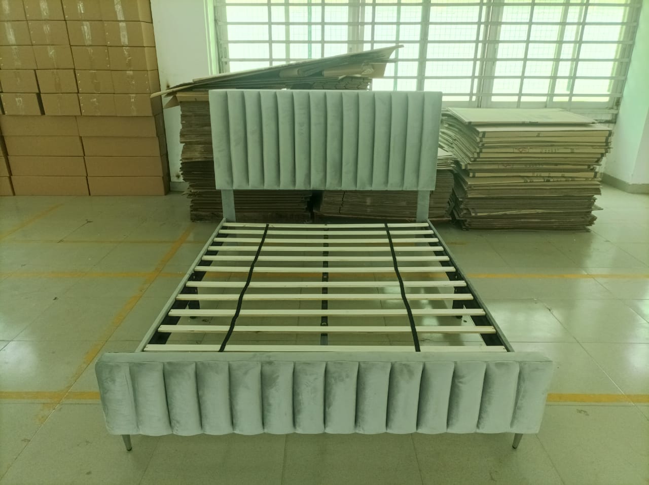 HTS-001 Bedframe (Grey)