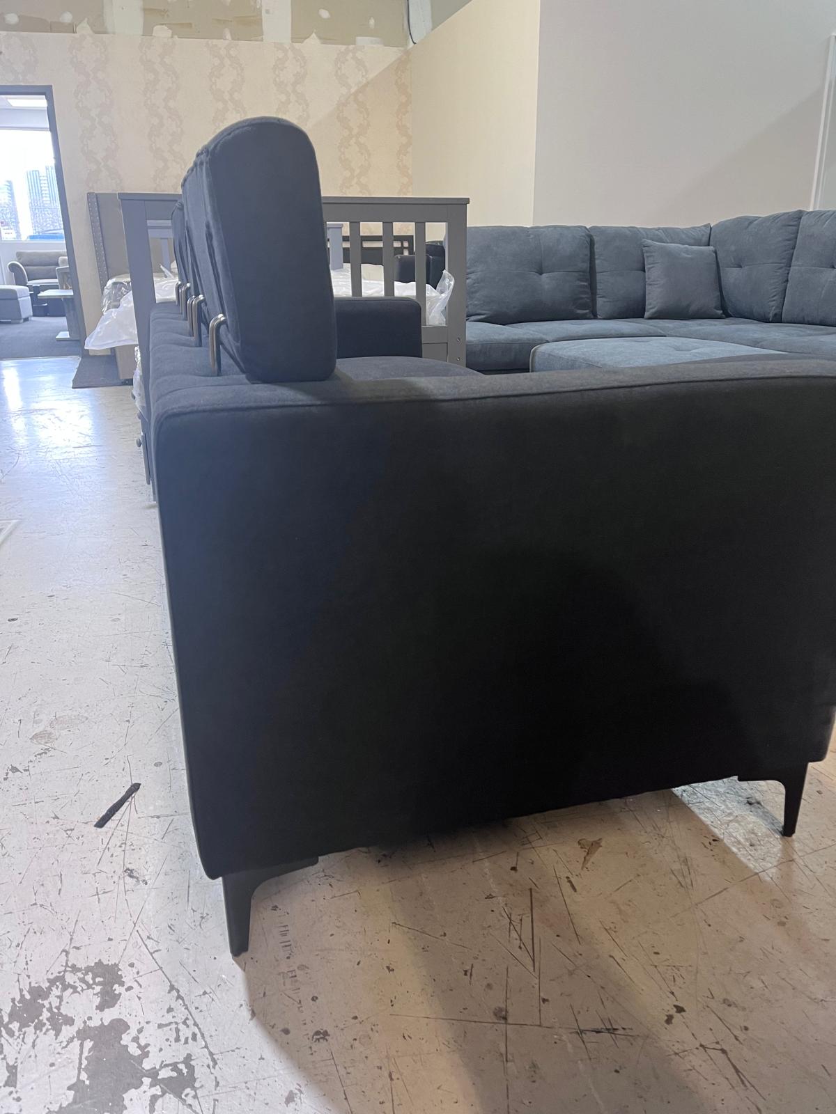 Shelly 3 Seater (Fabric black)