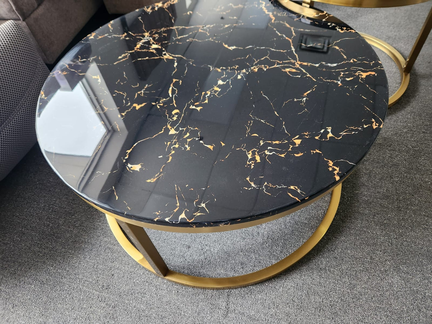 1619 2-Piece Coffee Table