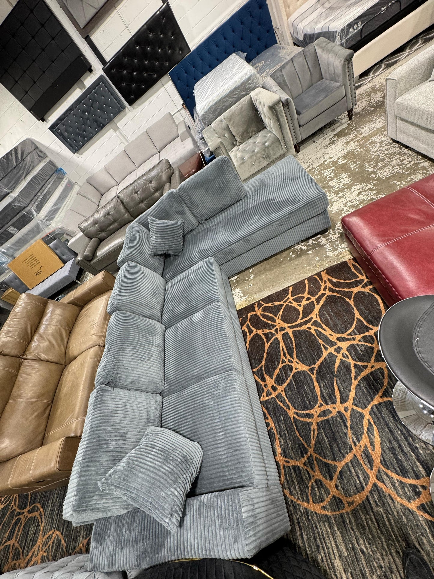 Sabrina RHF 4 Seater Sectional