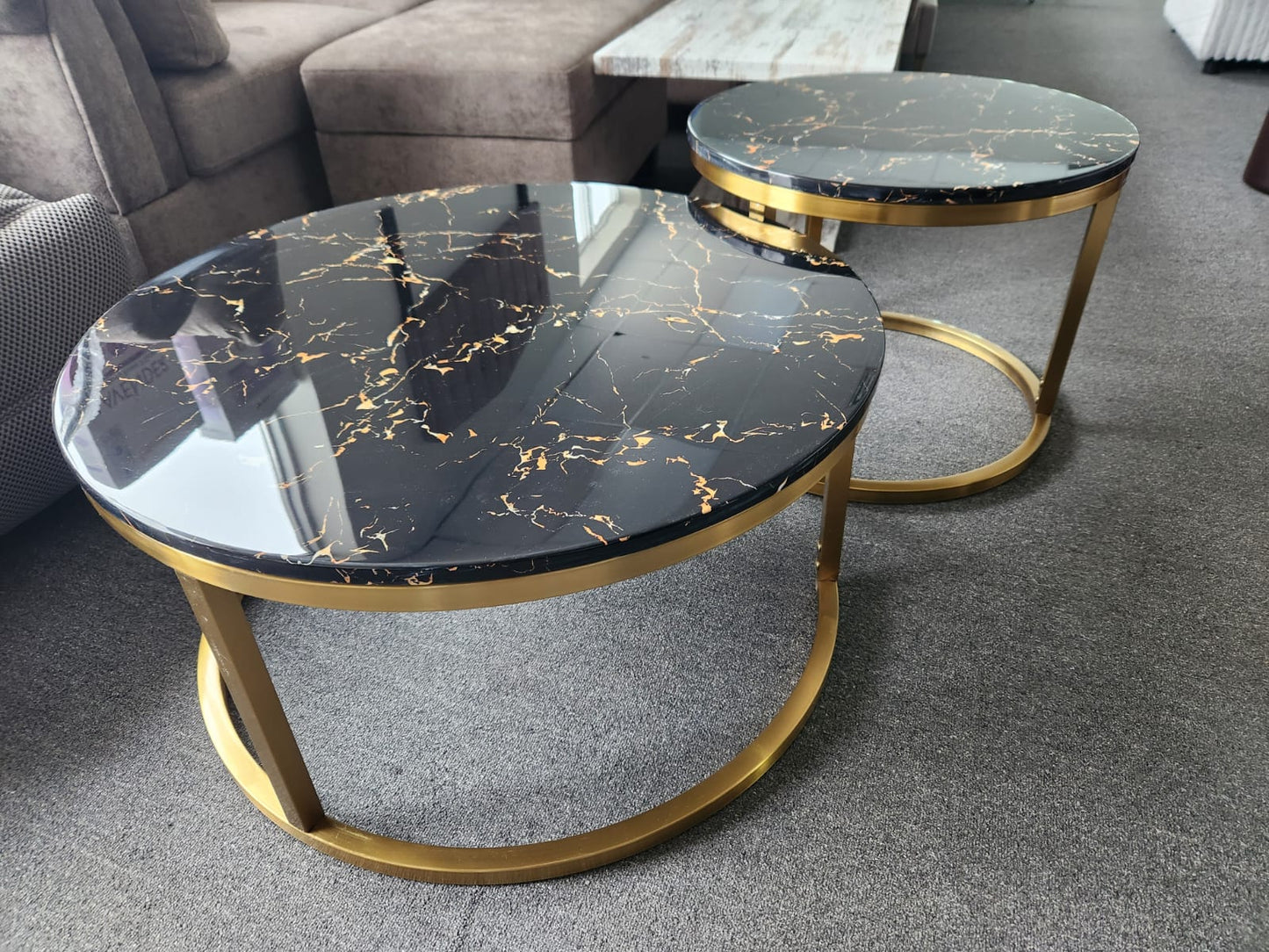 1619 2-Piece Coffee Table